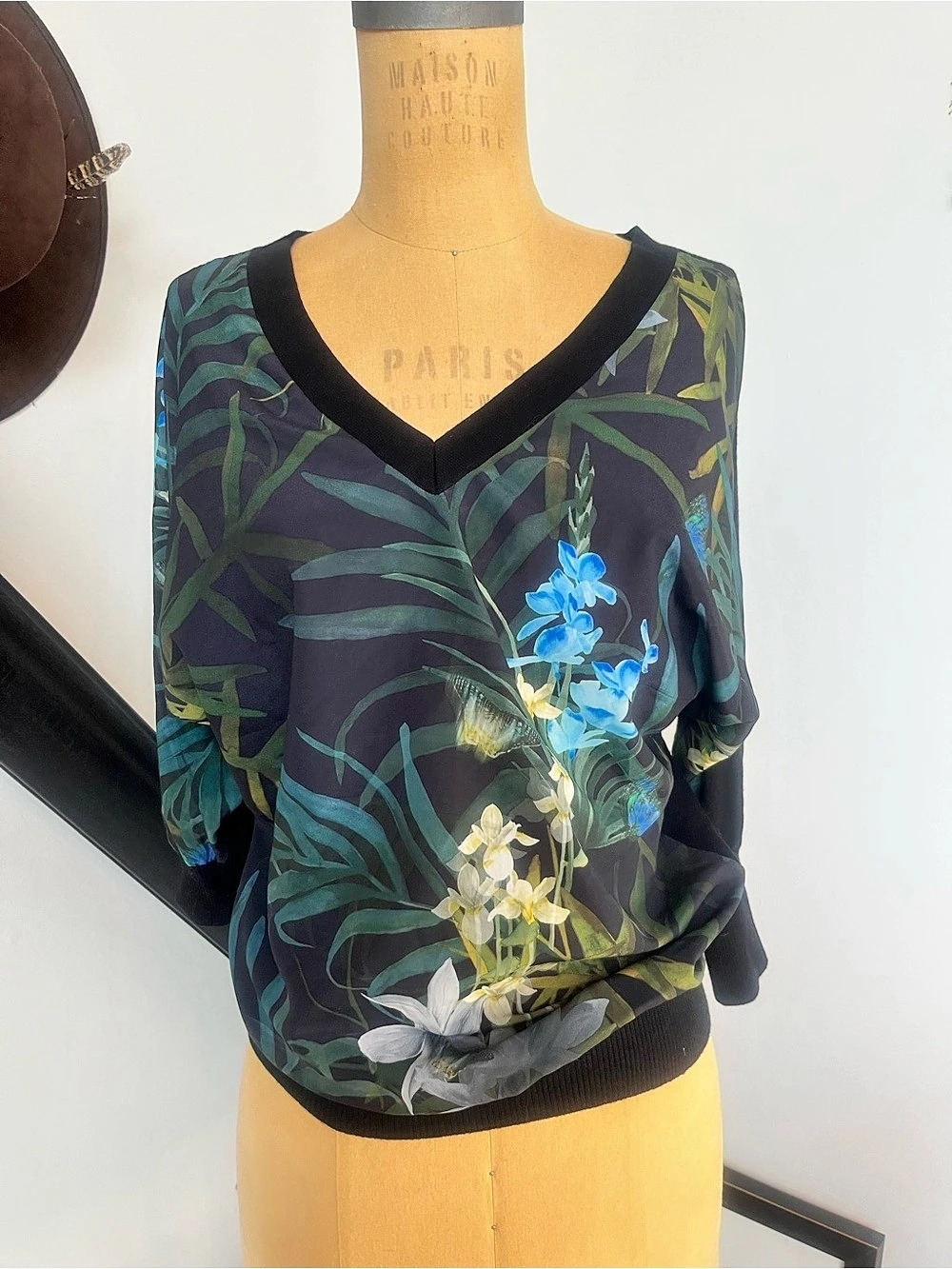 Ted baker Floral V-Neck Long Sleeve Top back wool